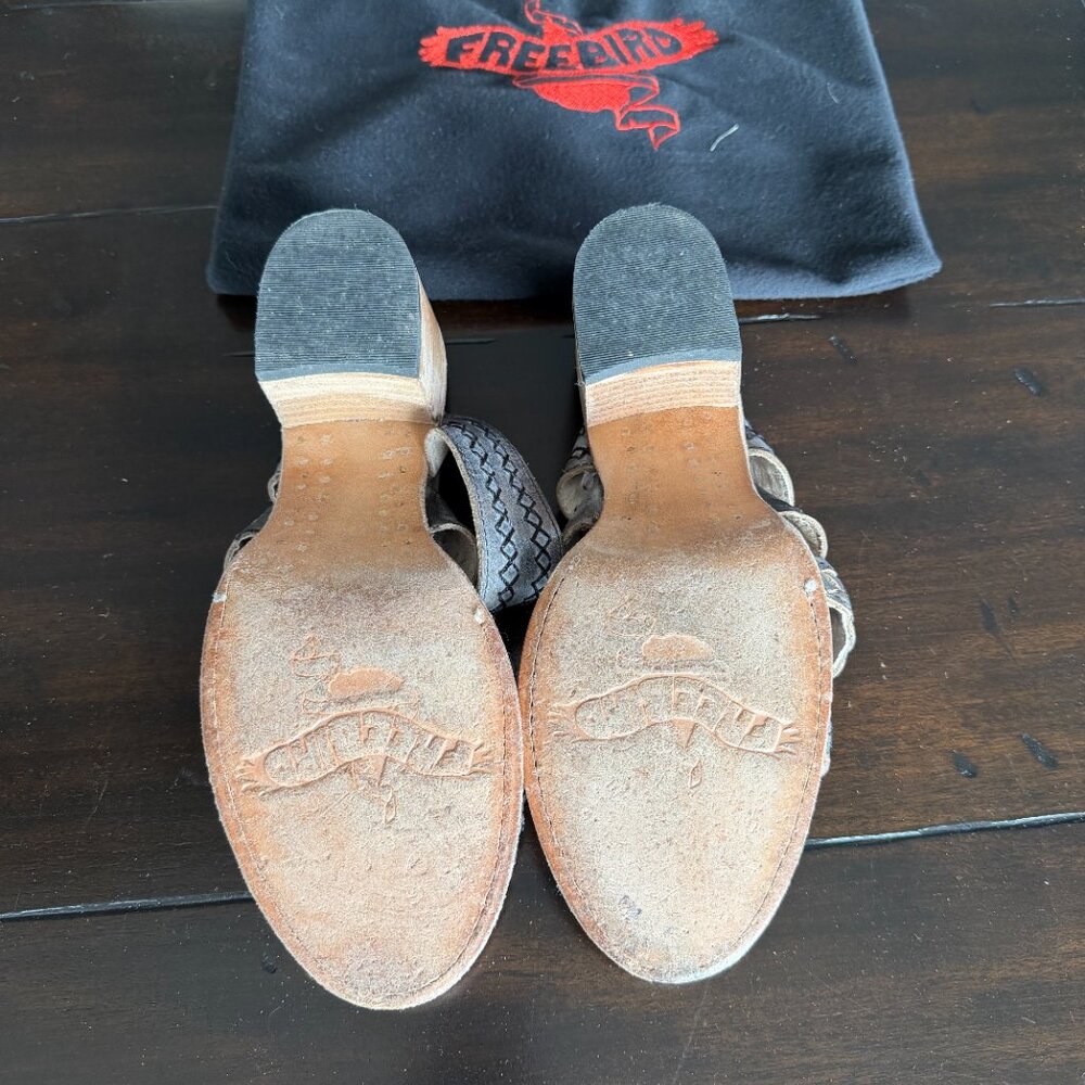 Freebird Albuquerque Sandals, Size 9 Strappy Sandal - Picture 5 of 5